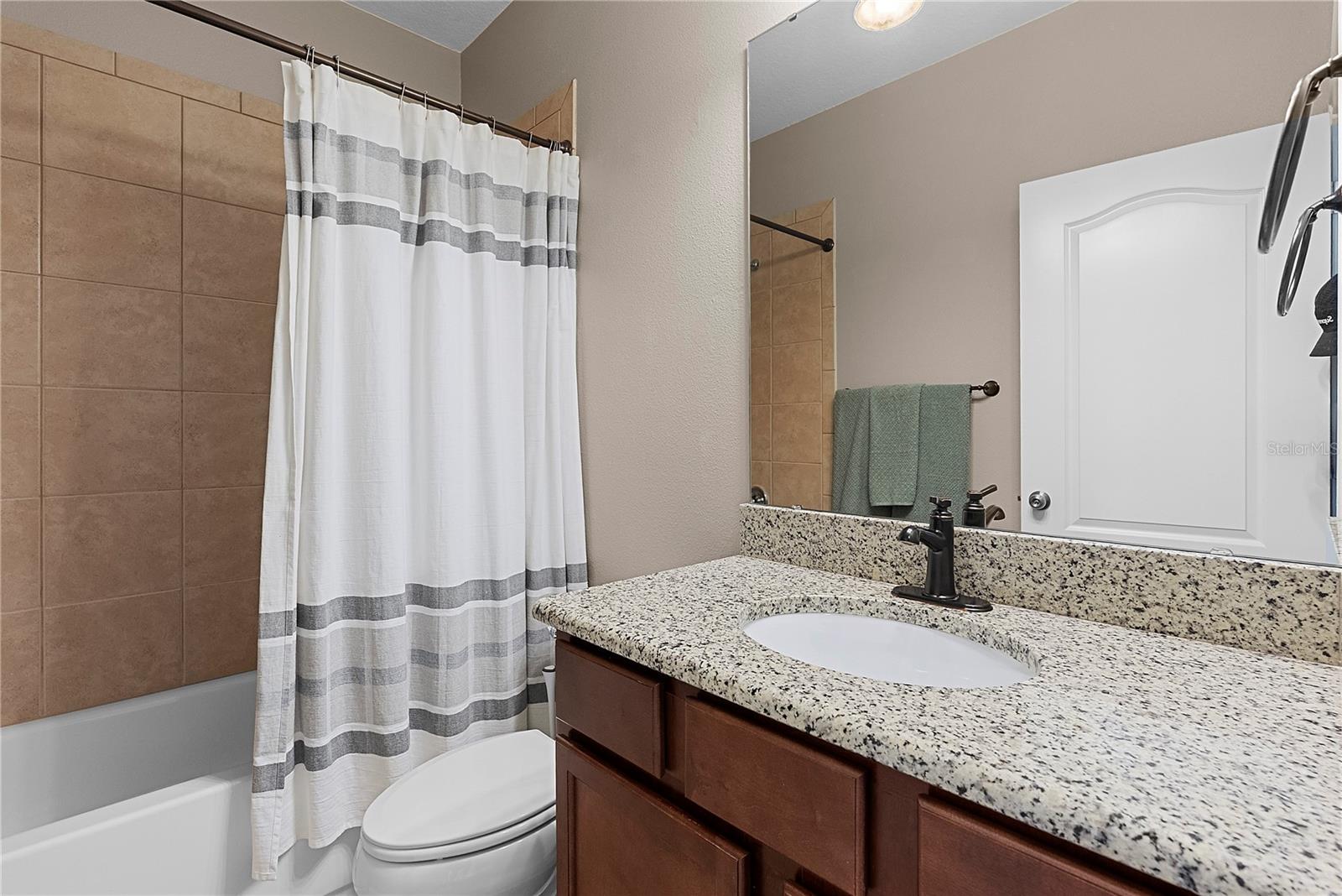 SAVANNAH PARK - Residential