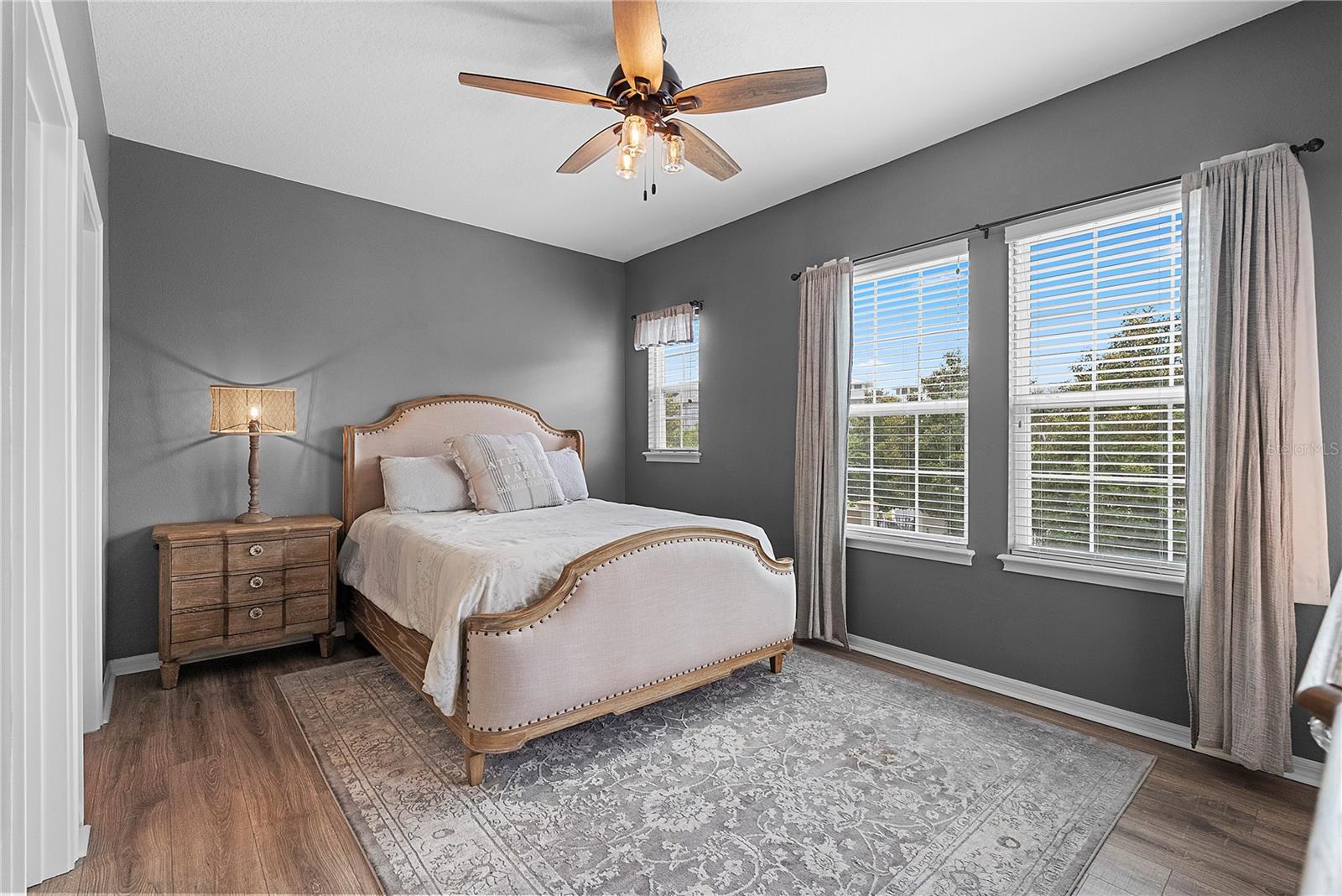 SAVANNAH PARK - Residential