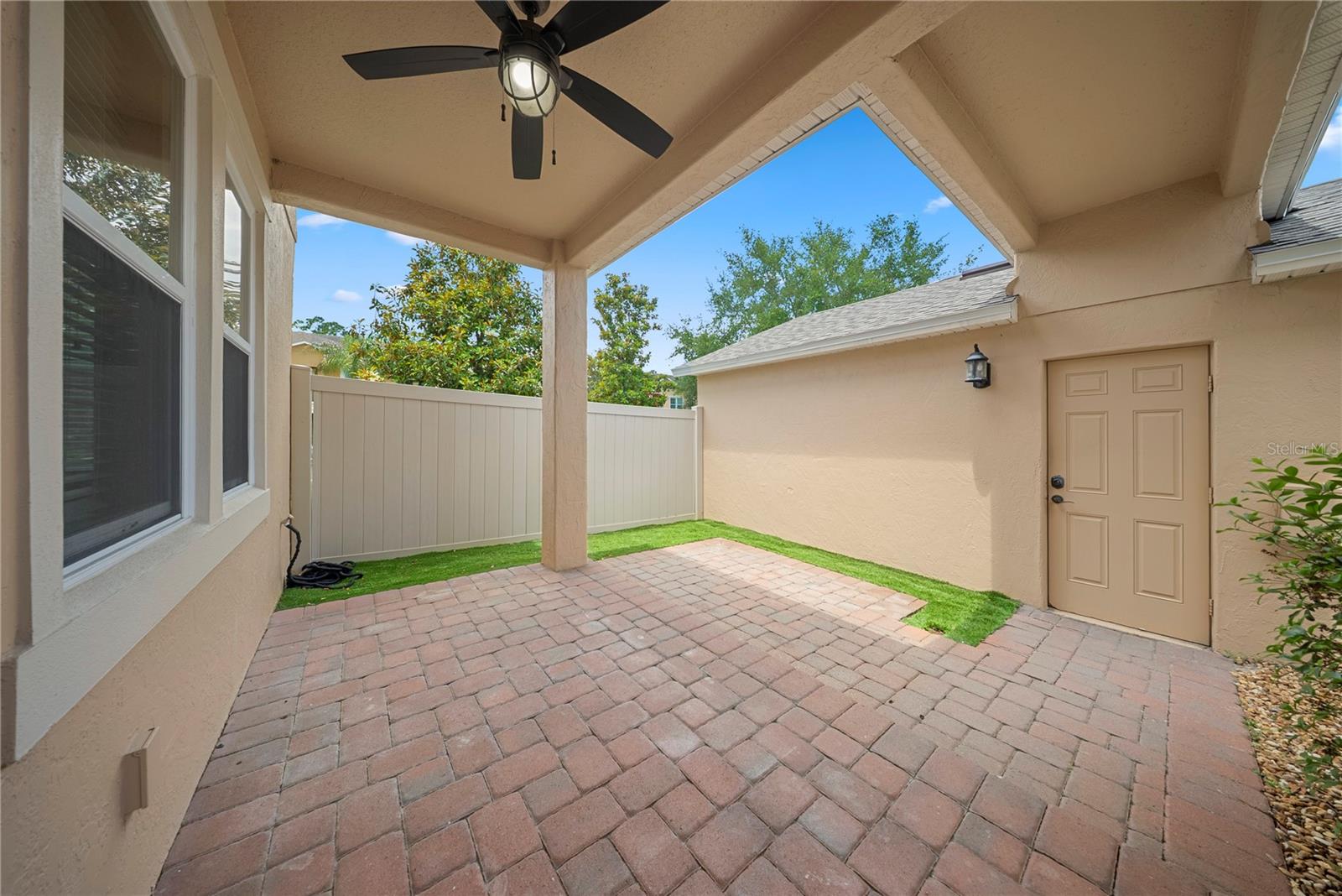 SAVANNAH PARK - Residential