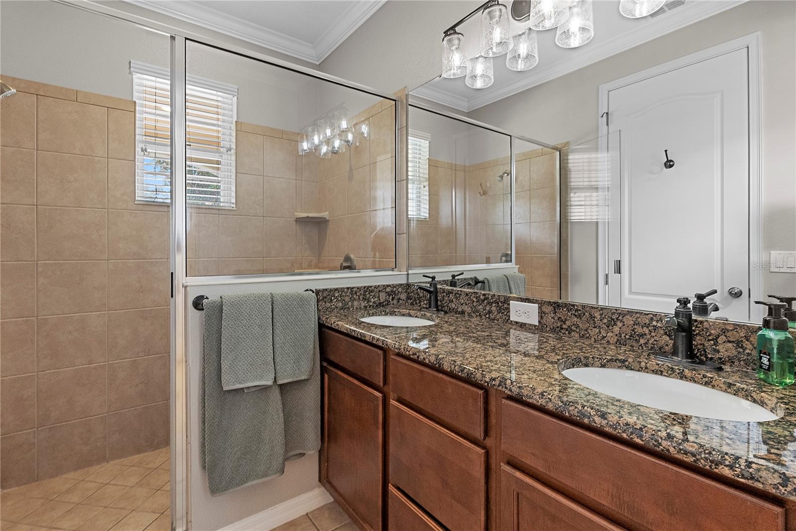 SAVANNAH PARK - Residential