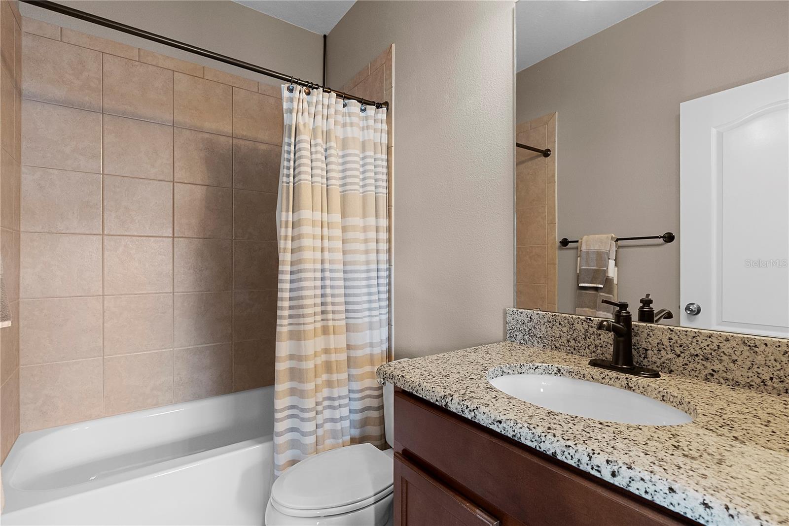 SAVANNAH PARK - Residential