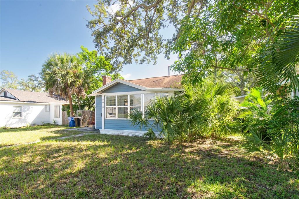 Photo of 2010 42nd Street S, St Petersburg, FL 33711 (MLS # TB8433777)