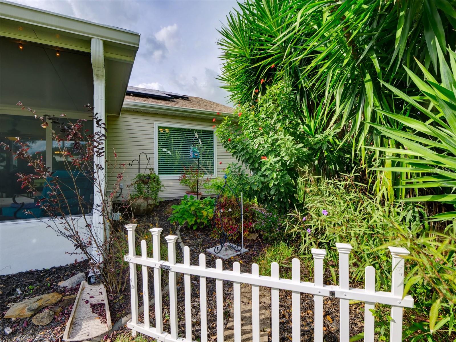 PLANTATION AT LEESBURG GLEN EAGLE VILLAG - Residential