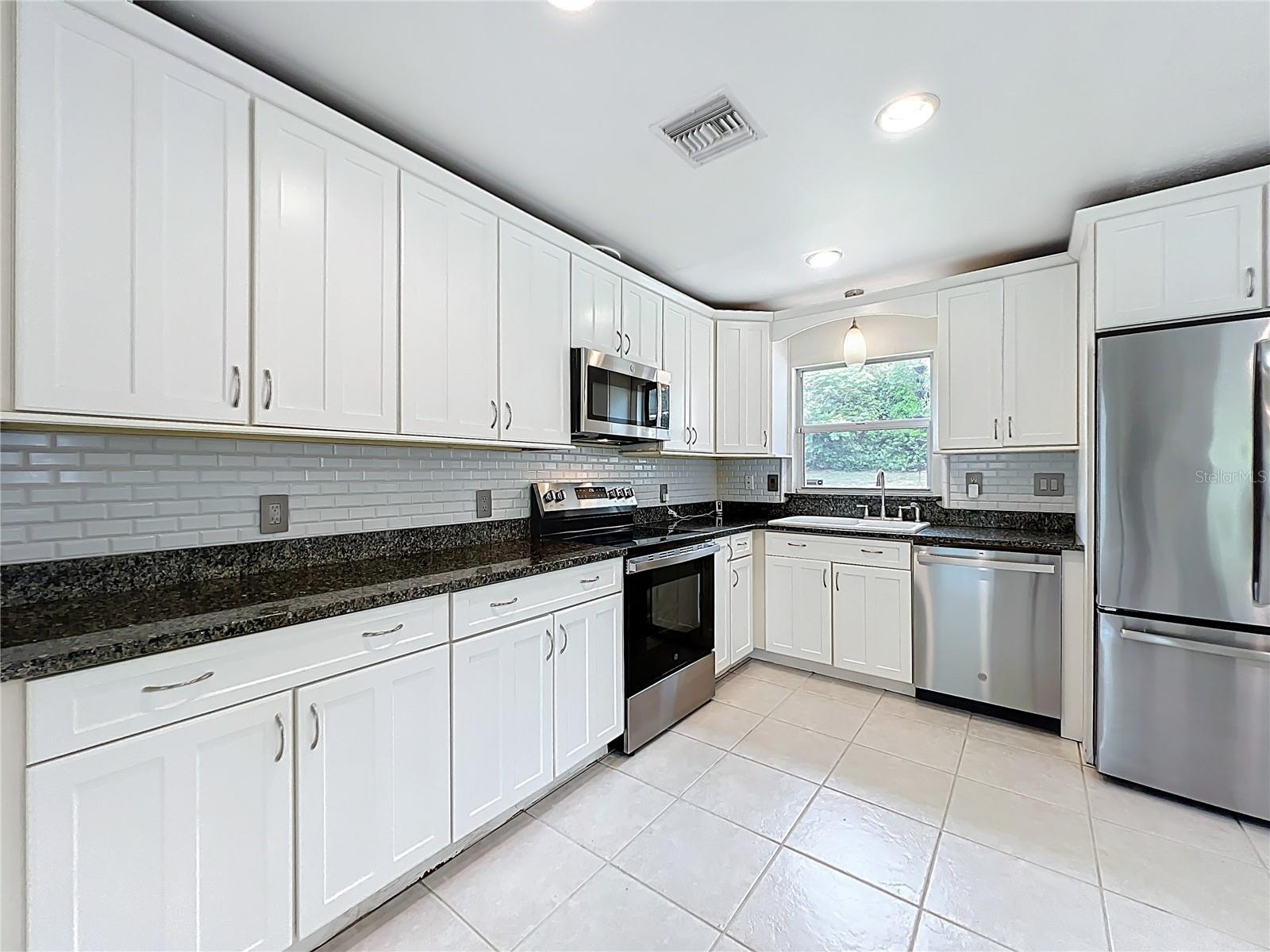 LAKE BRANTLEY ISLES 2ND ADD - Residential