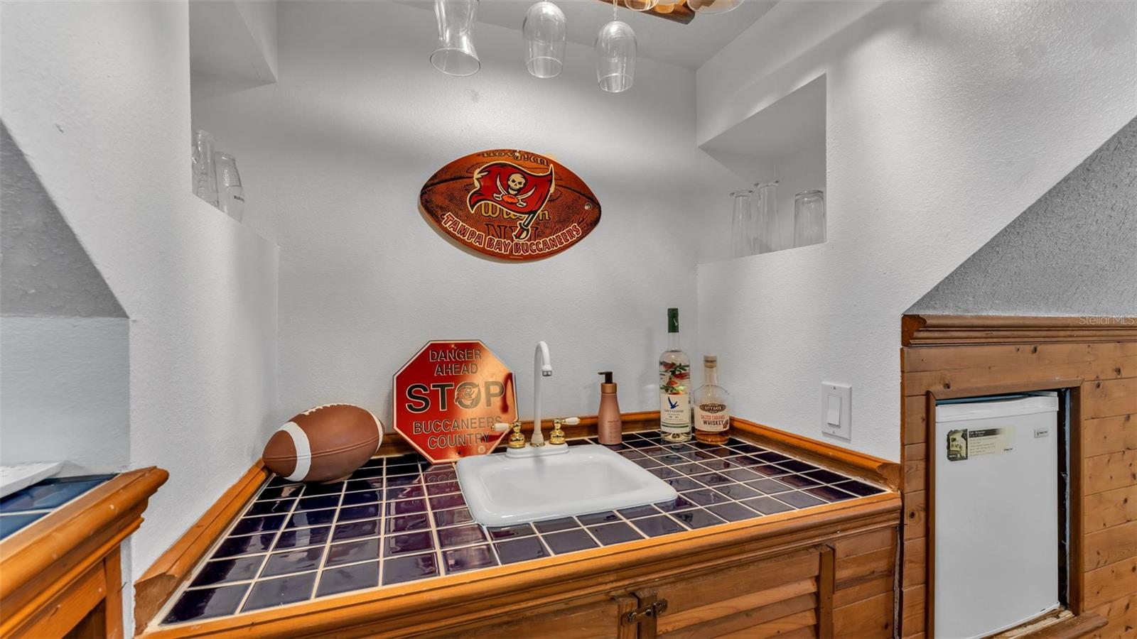 CREWS LAKE HILLS ESTATES - Residential