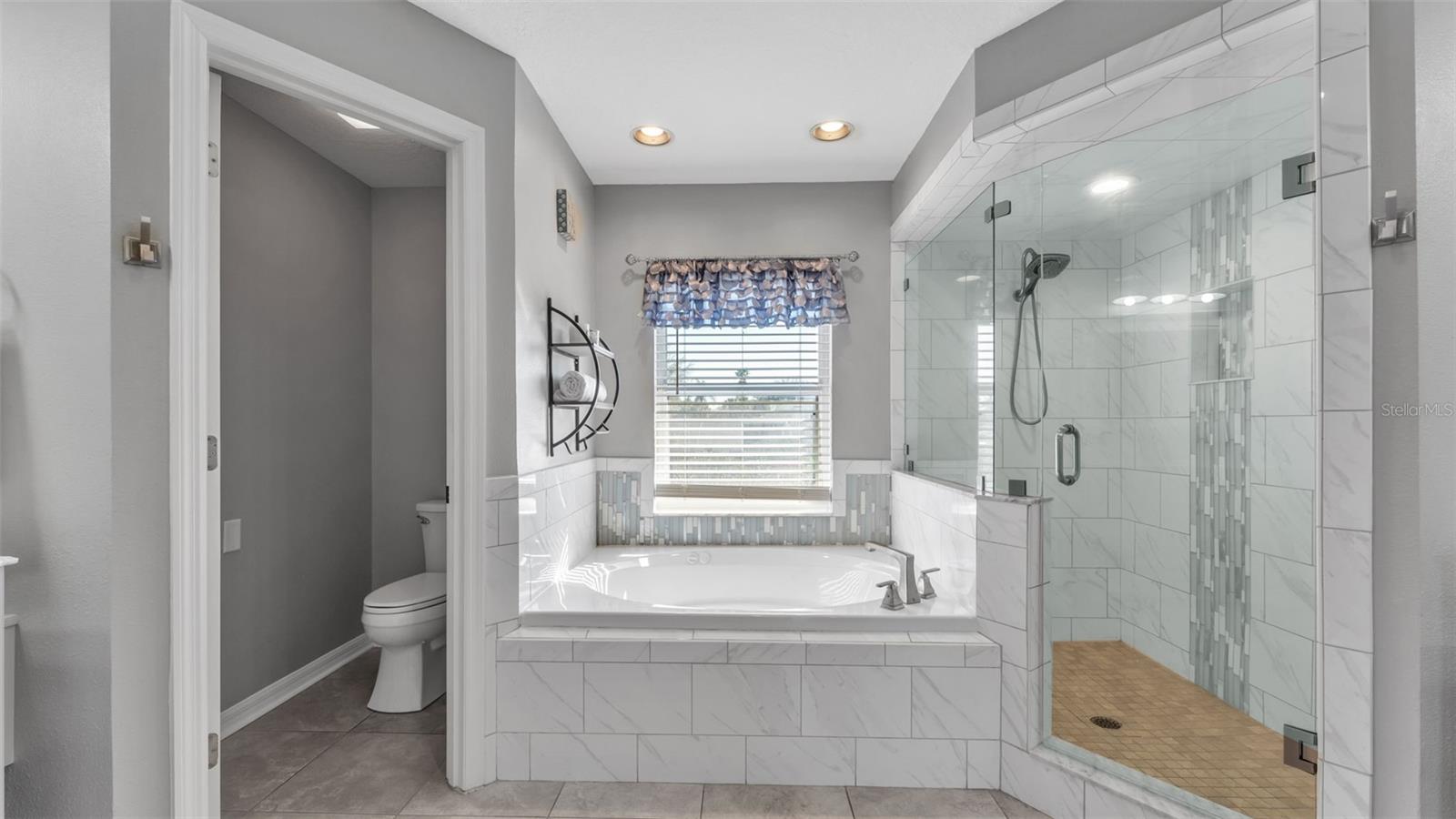 CREWS LAKE HILLS ESTATES - Residential