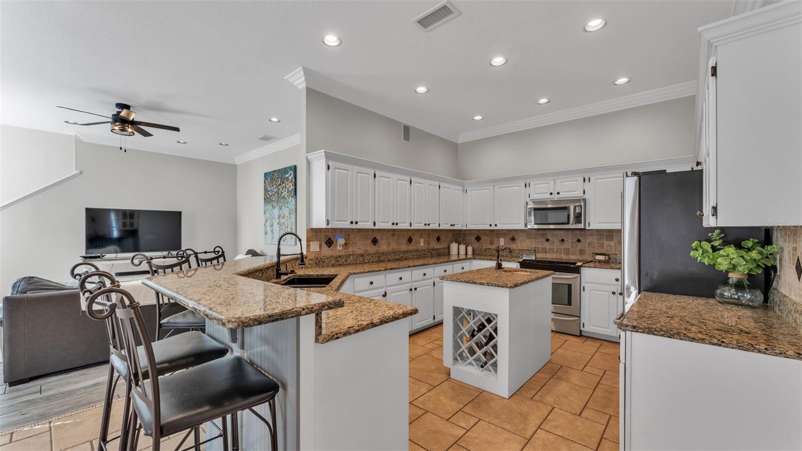 CREWS LAKE HILLS ESTATES - Residential