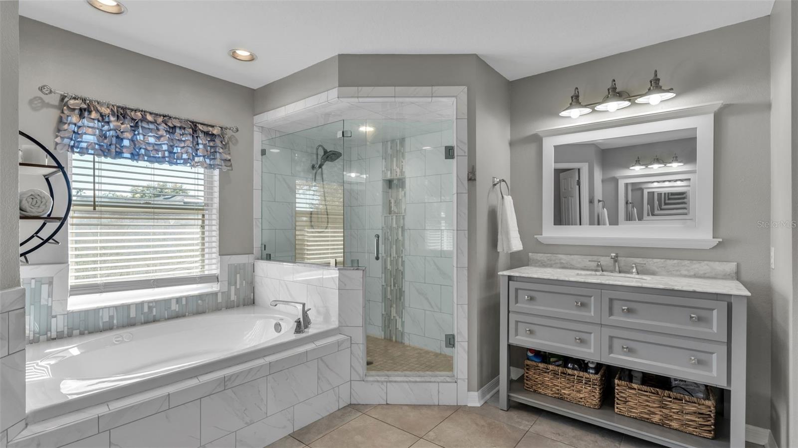 CREWS LAKE HILLS ESTATES - Residential