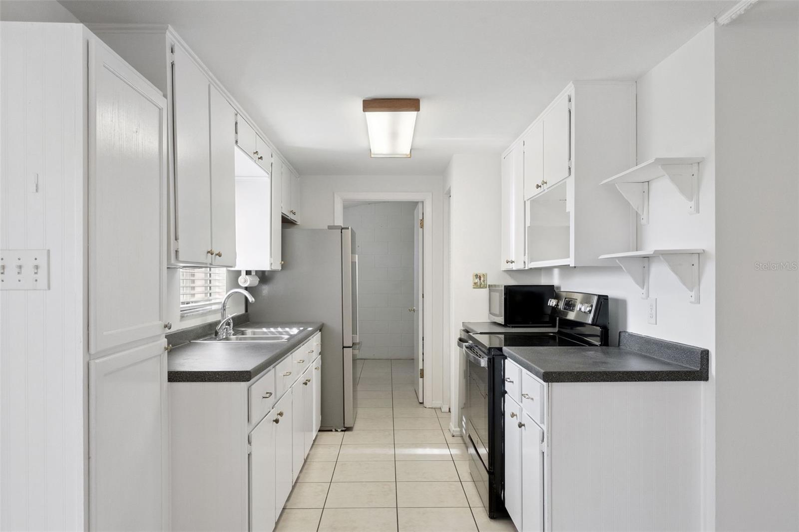 LAKEWOOD HILLS REP - Residential