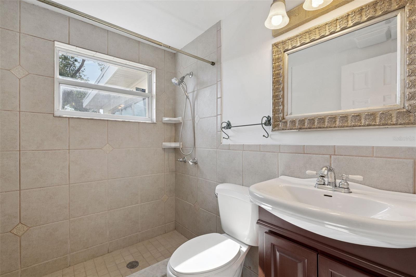 LAKEWOOD HILLS REP - Residential