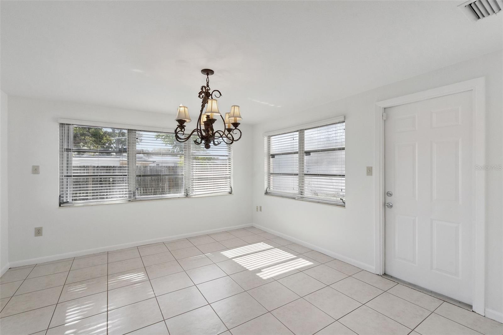 LAKEWOOD HILLS REP - Residential