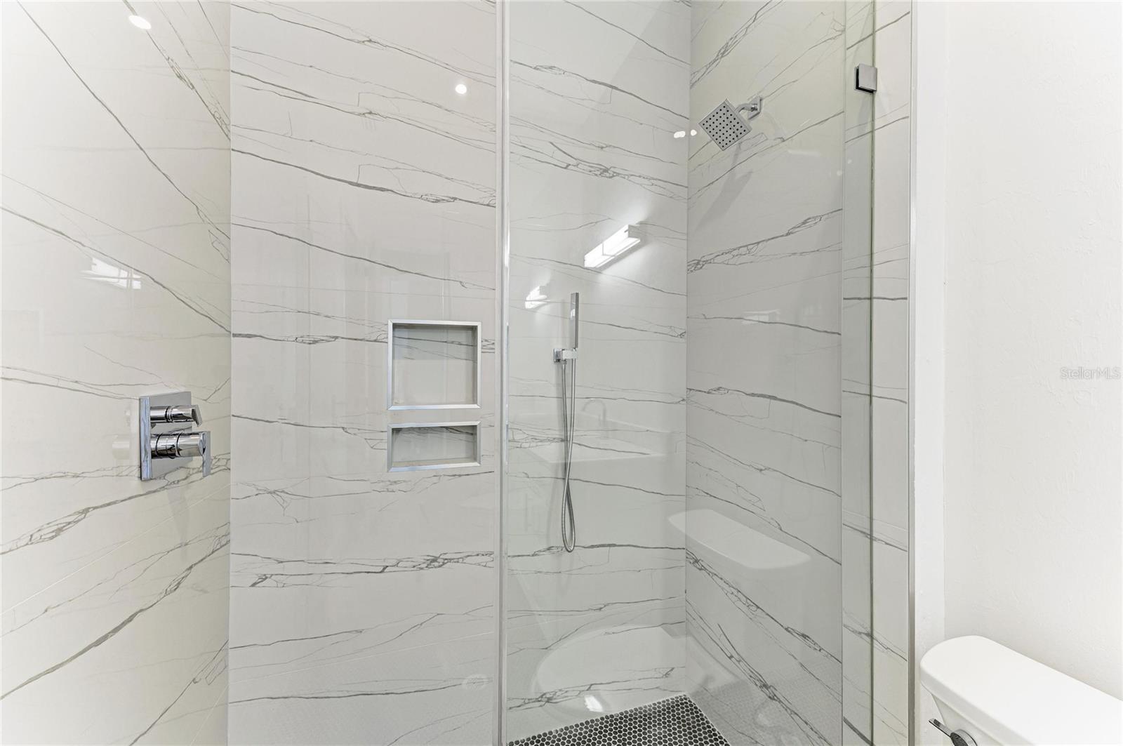 HRBR HEIGHTS - Residential