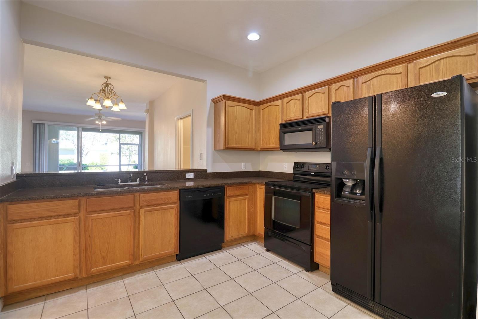 PALMBROOKE TOWNHOMES - Residential Lease