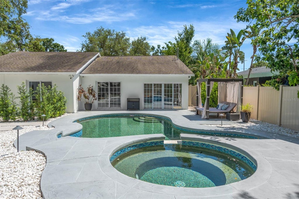 Photo of 3819 W San Miguel Street, Tampa, FL 33629 (MLS # TB8537375)