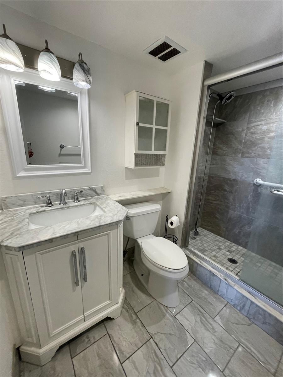 STARBOARD TOWER - Residential Lease