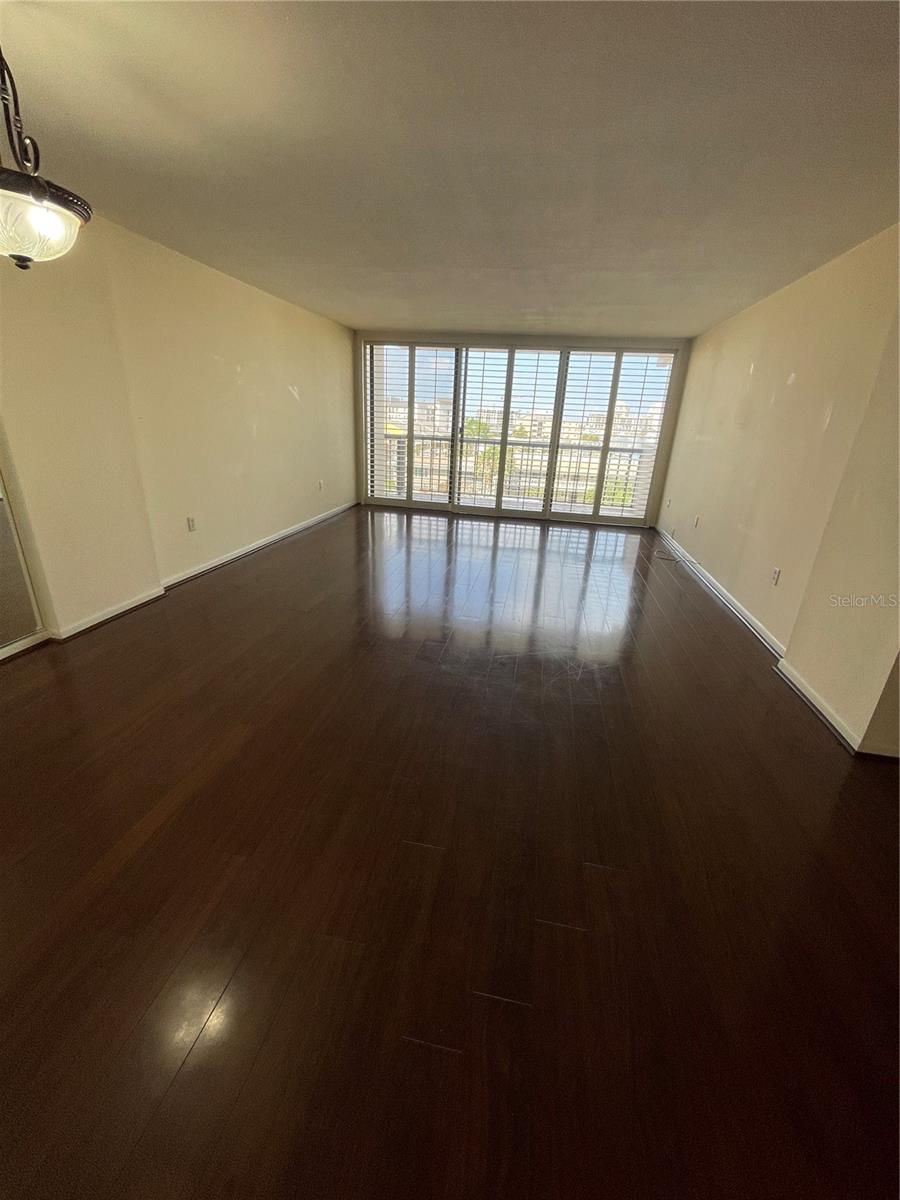 STARBOARD TOWER - Residential Lease