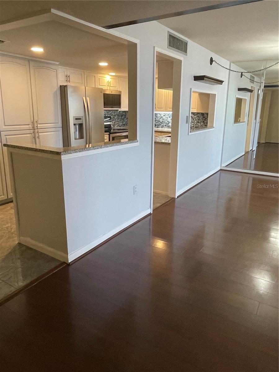 STARBOARD TOWER - Residential Lease
