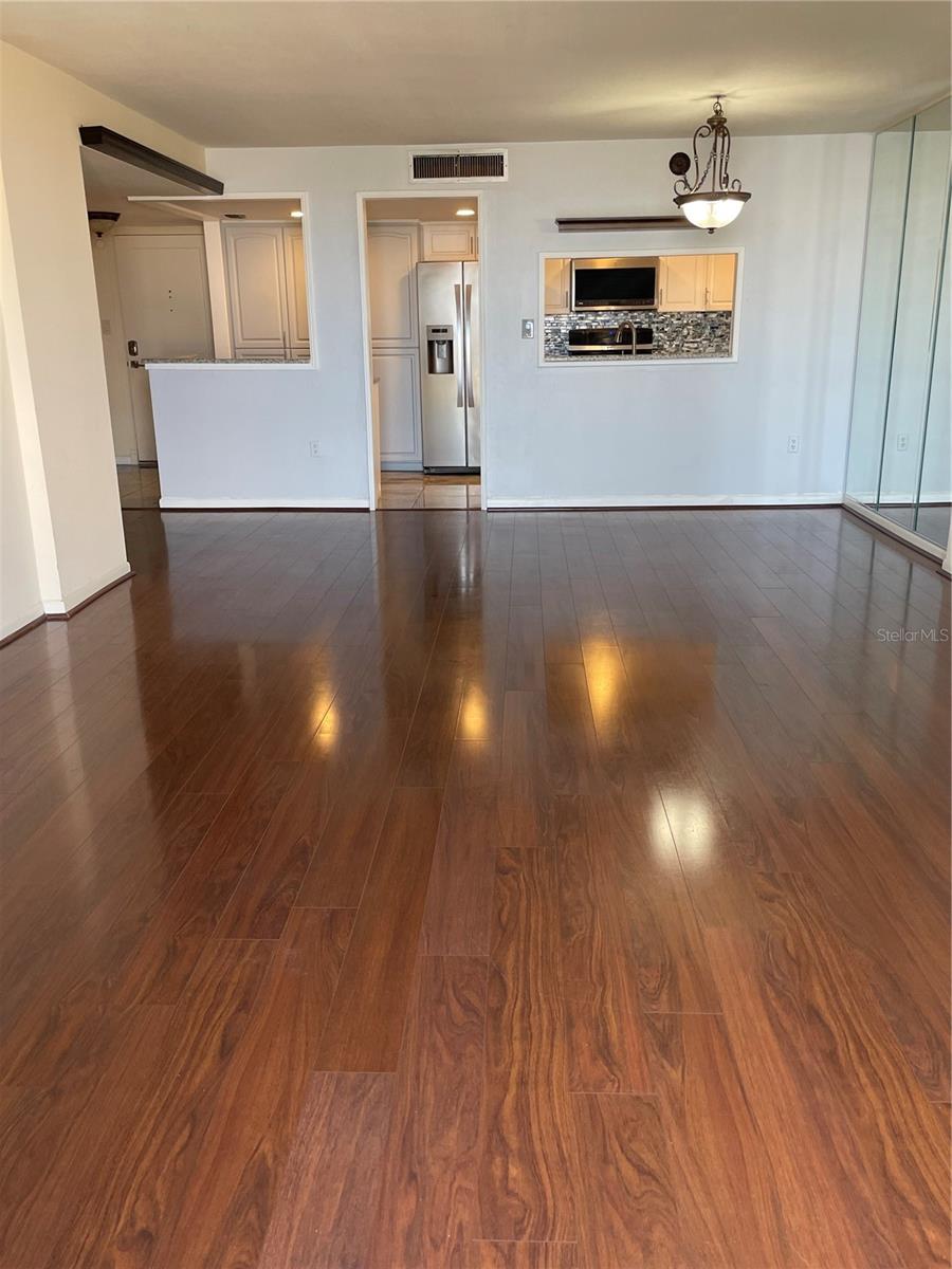 STARBOARD TOWER - Residential Lease