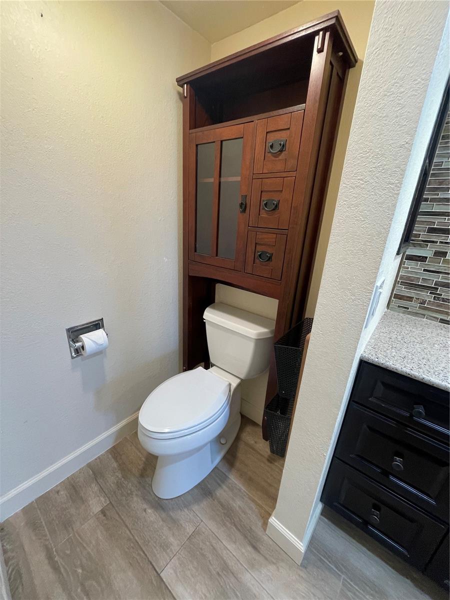 STARBOARD TOWER - Residential Lease