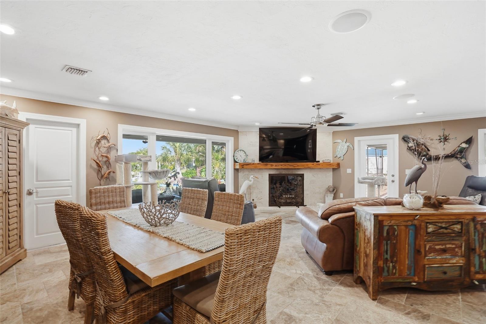 SORRENTO SHORES UNIT 1 - Residential
