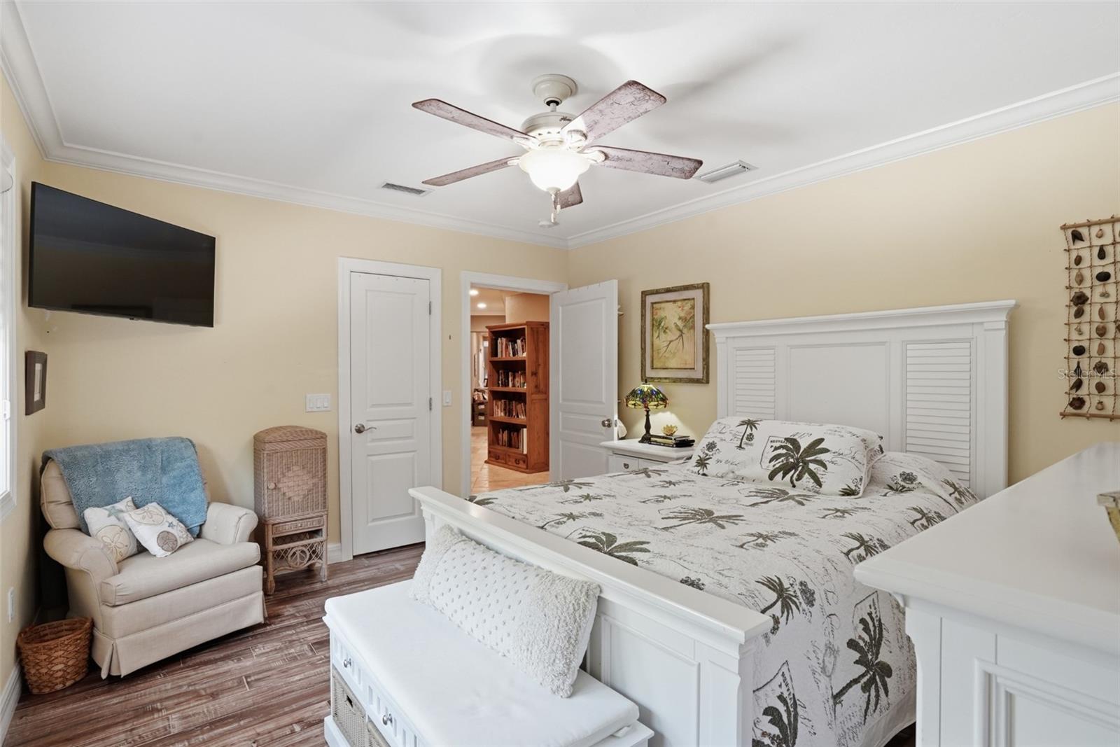 SORRENTO SHORES UNIT 1 - Residential