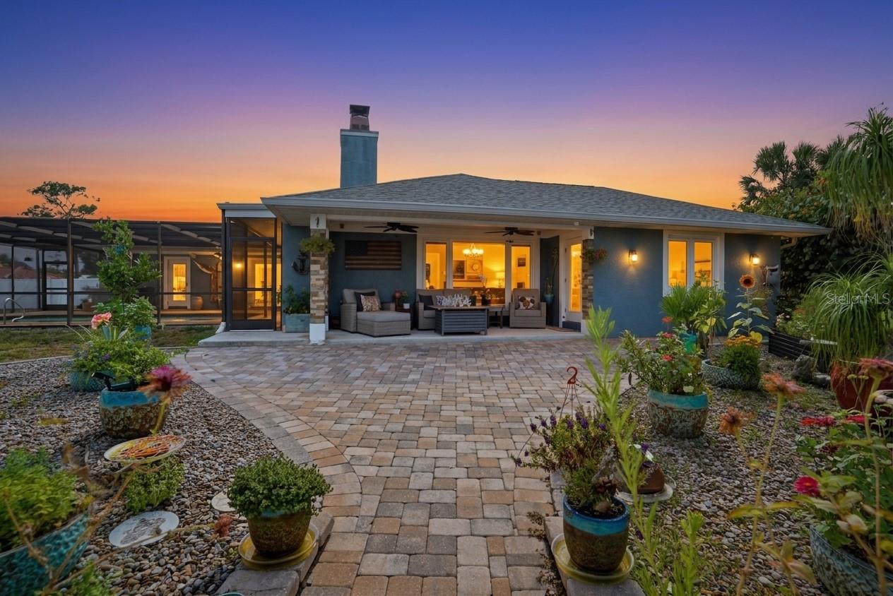 SORRENTO SHORES UNIT 1 - Residential