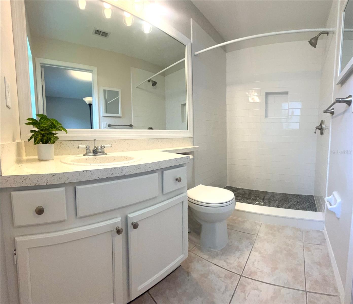 ISLAND COVE VILLAS PH 03 - Residential