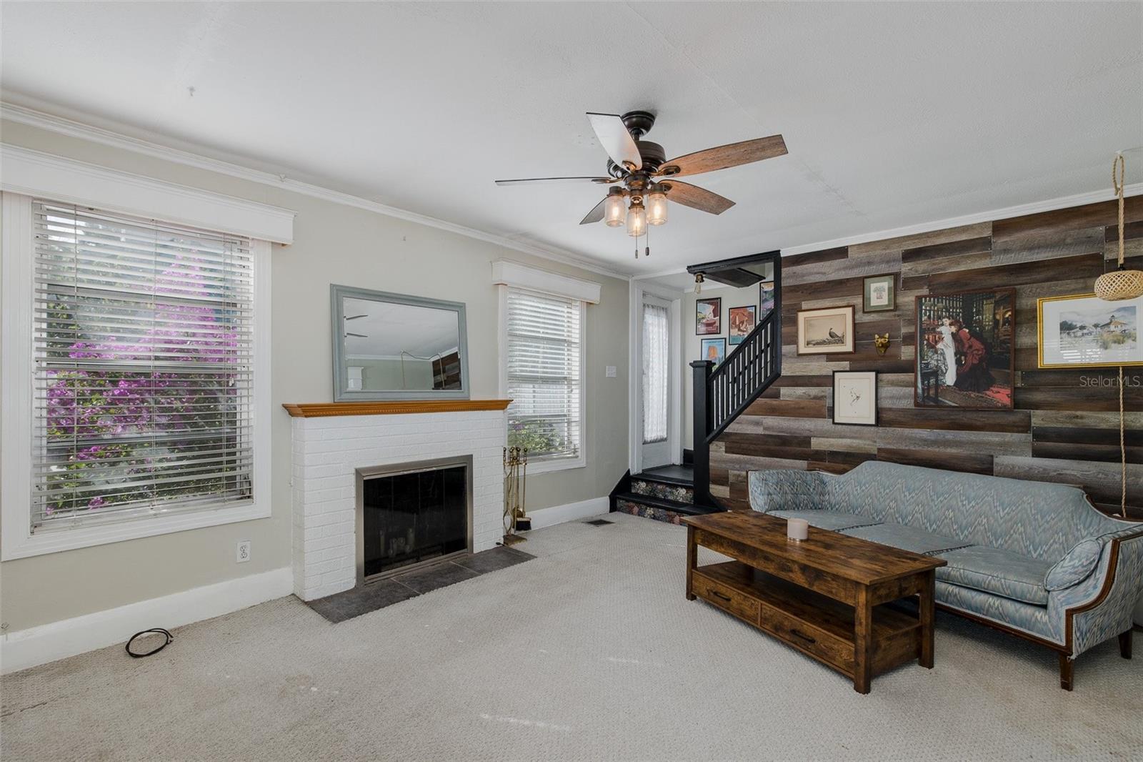 SULPHUR SPGS ADD - Residential