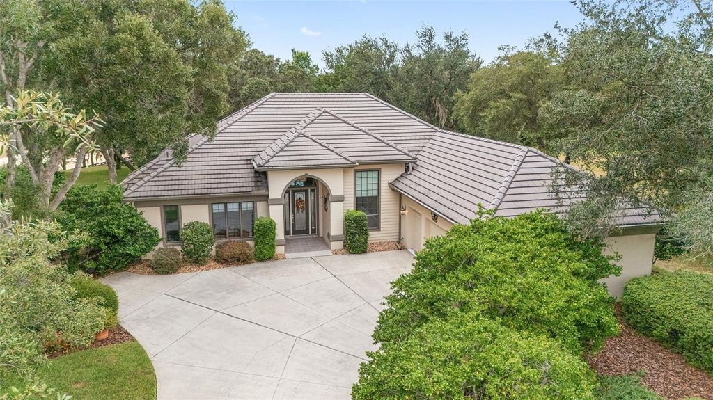 Photo of 2834 N Prestwick Way, Lecanto, FL 34461 (MLS # OM708944)