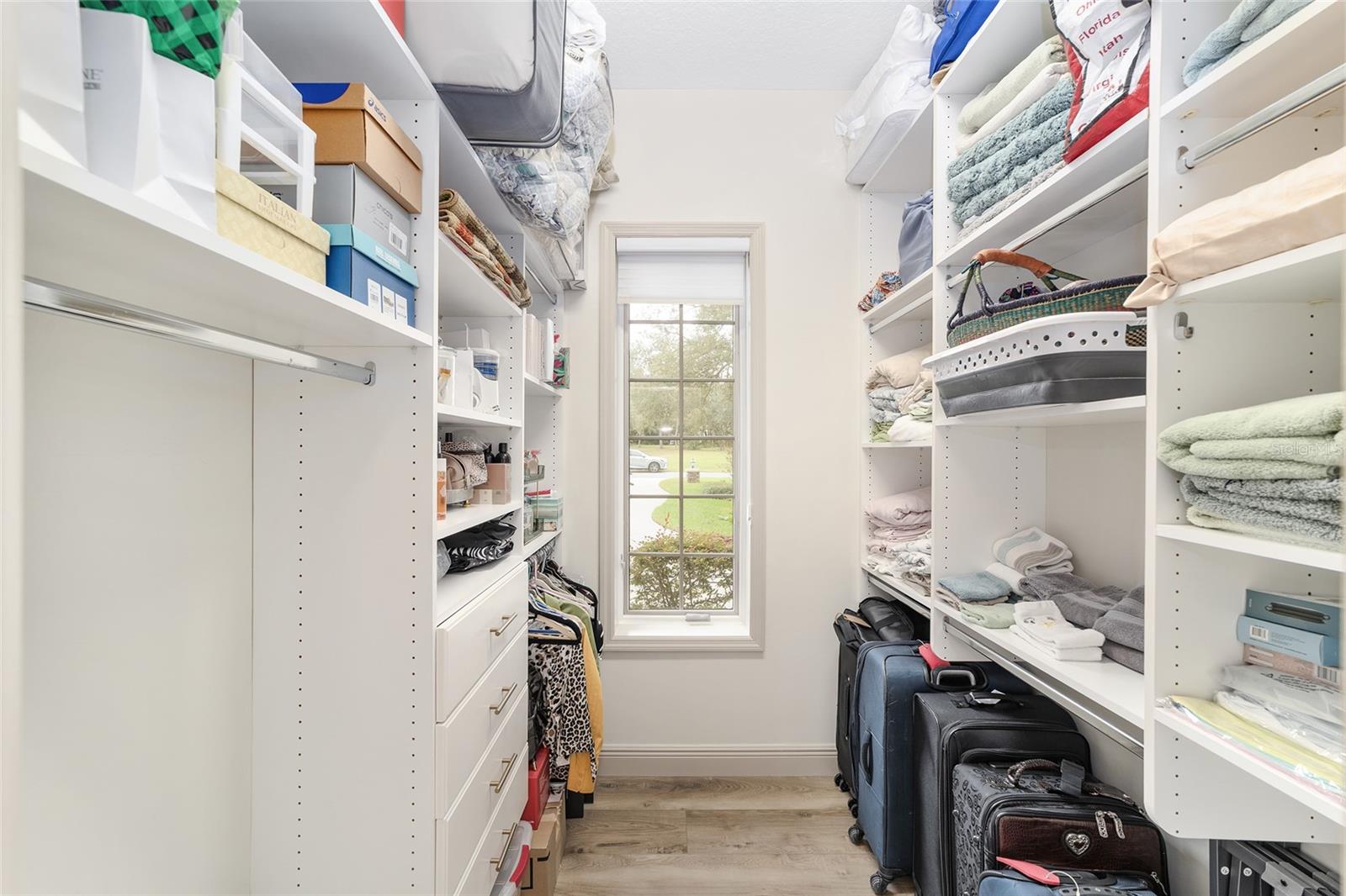 BLACK DIAMOND RANCH - Residential