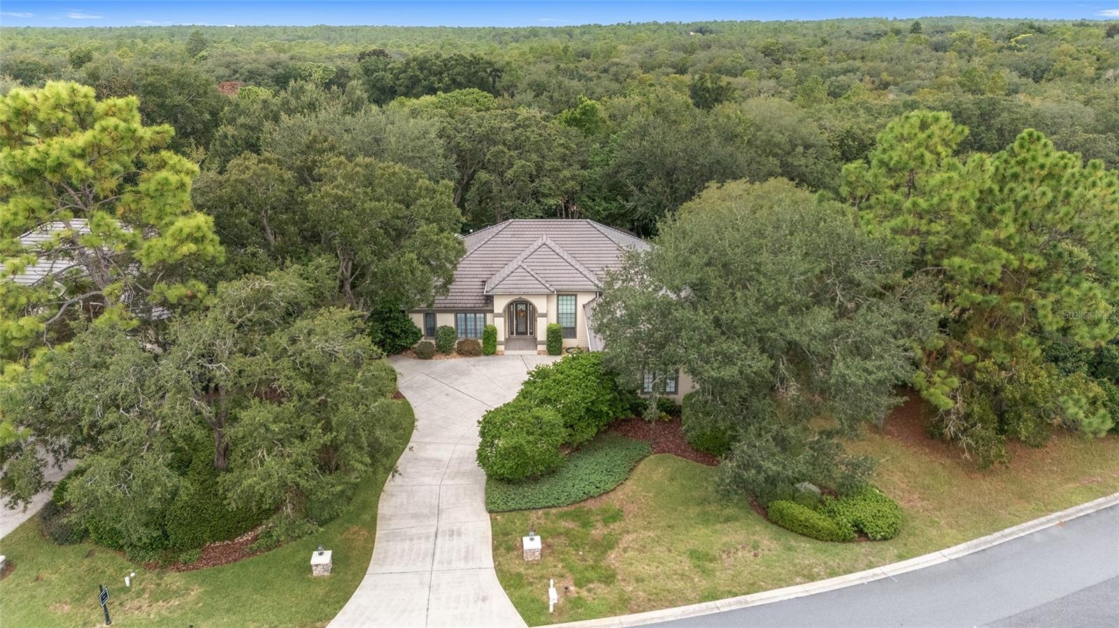 BLACK DIAMOND RANCH - Residential