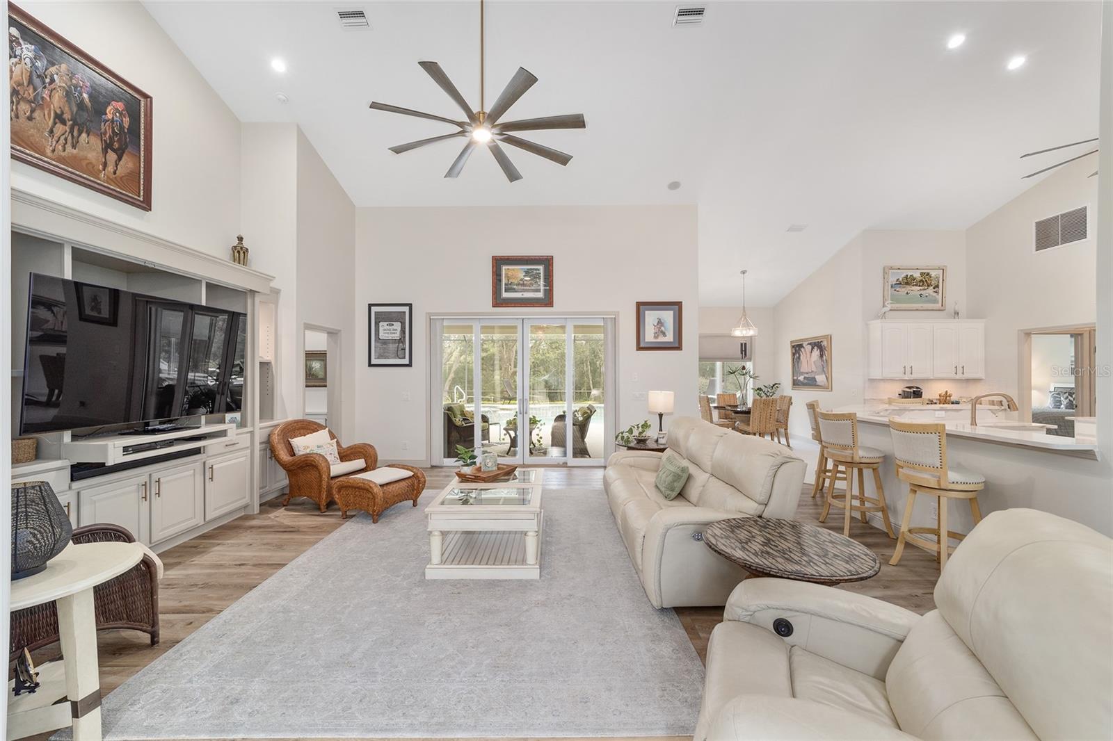 BLACK DIAMOND RANCH - Residential