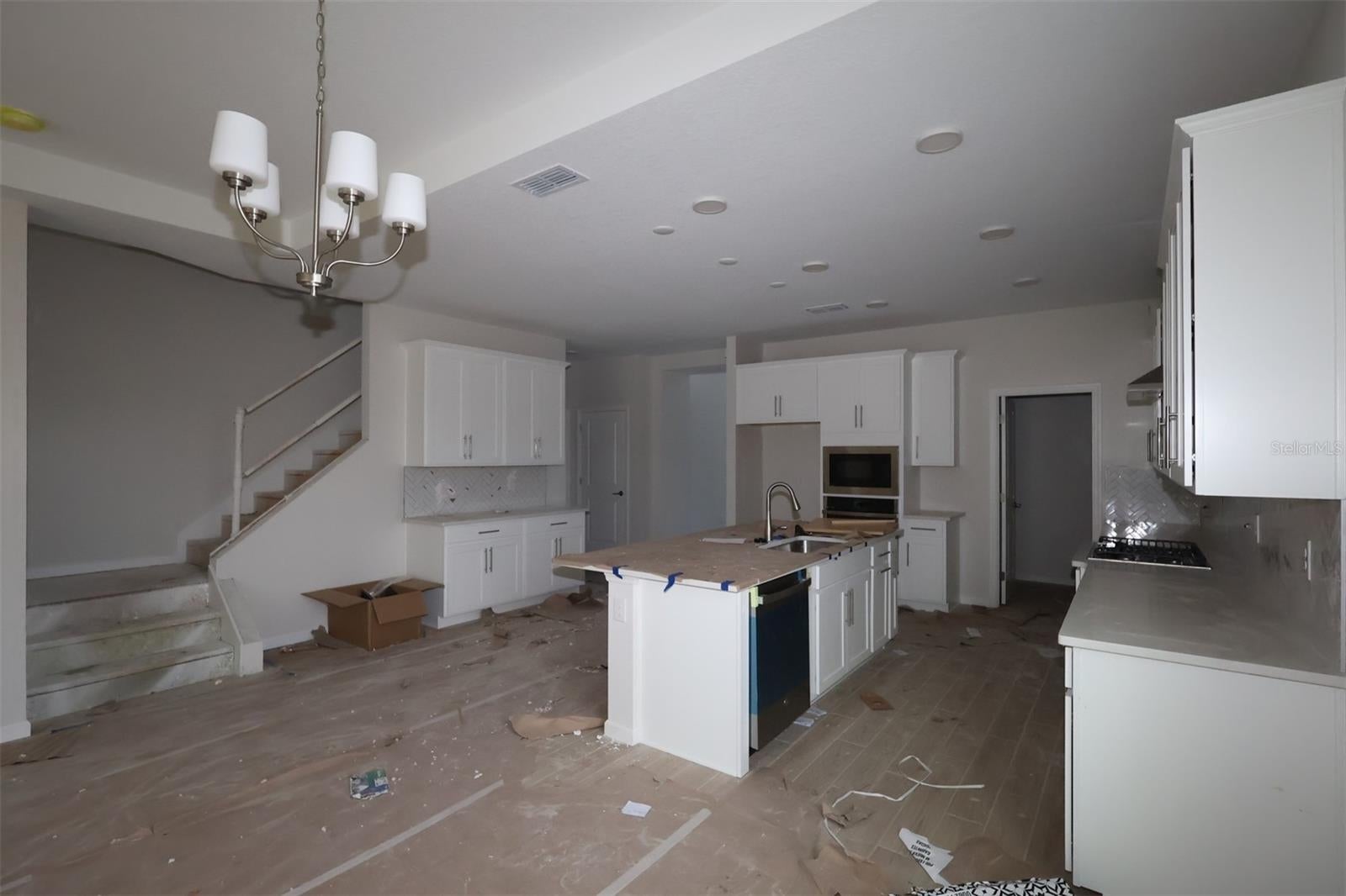 2915 SWEETGRASS LANE