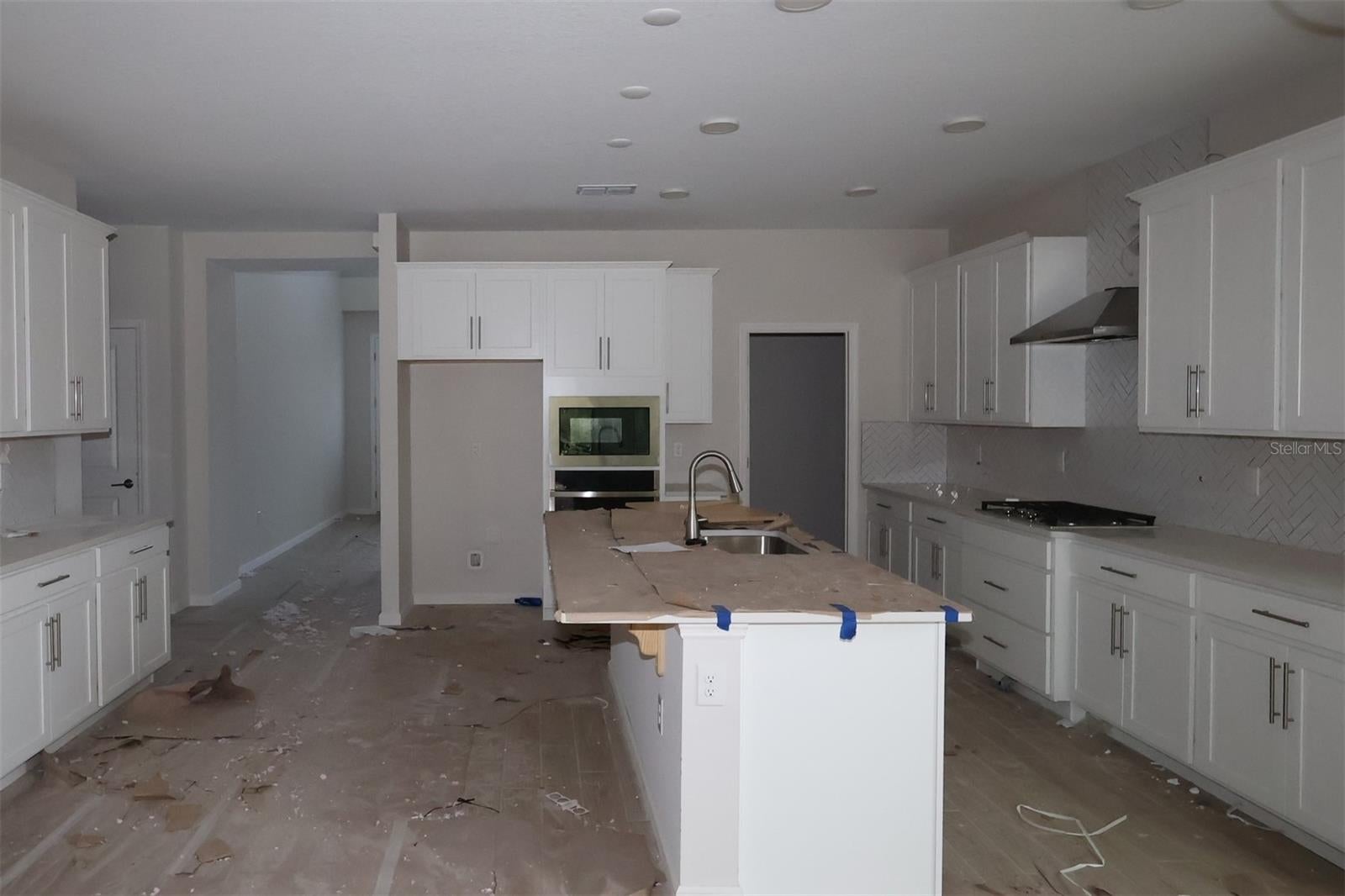 2915 SWEETGRASS LANE