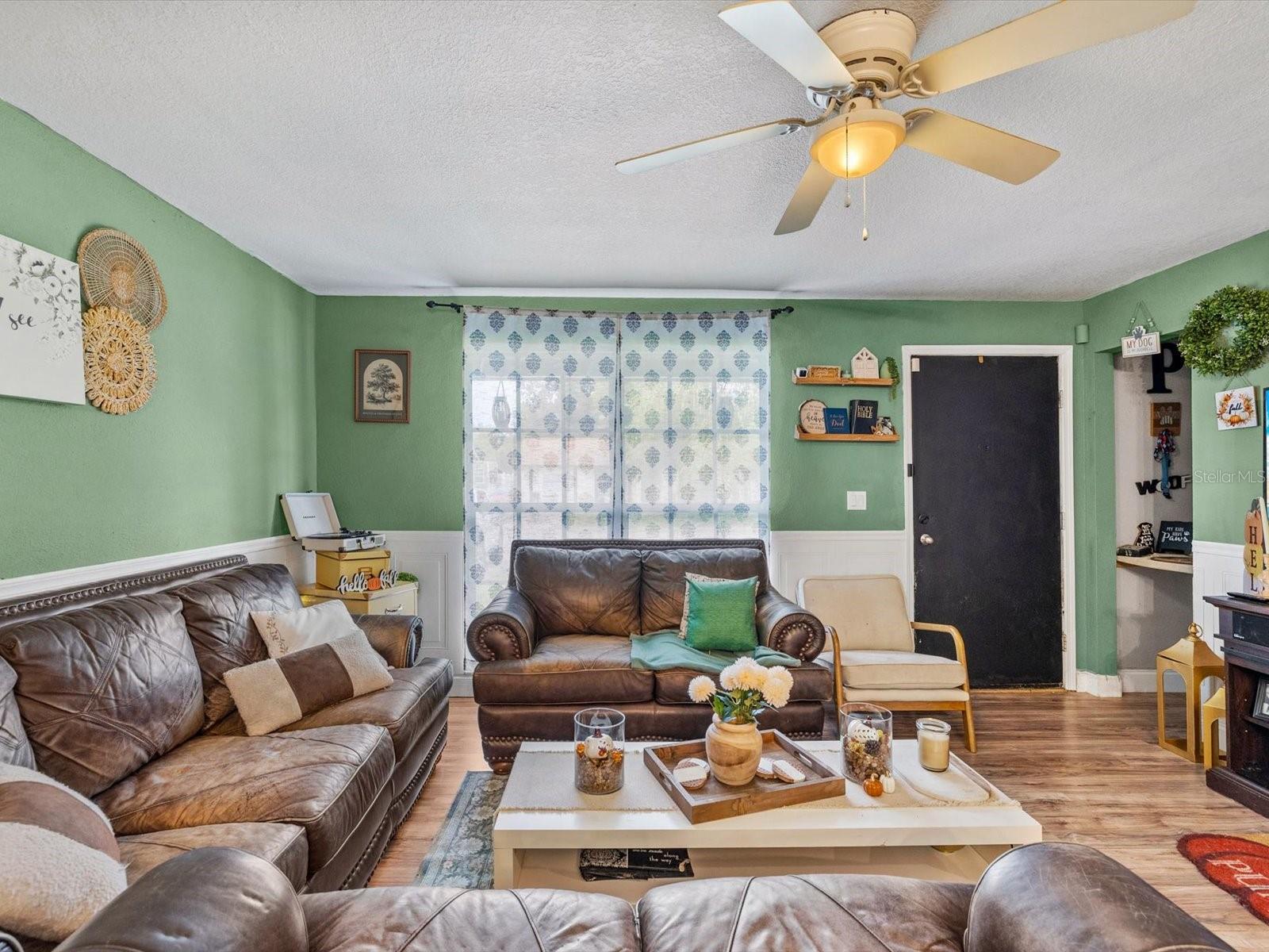 3220 LENWOOD DRIVE