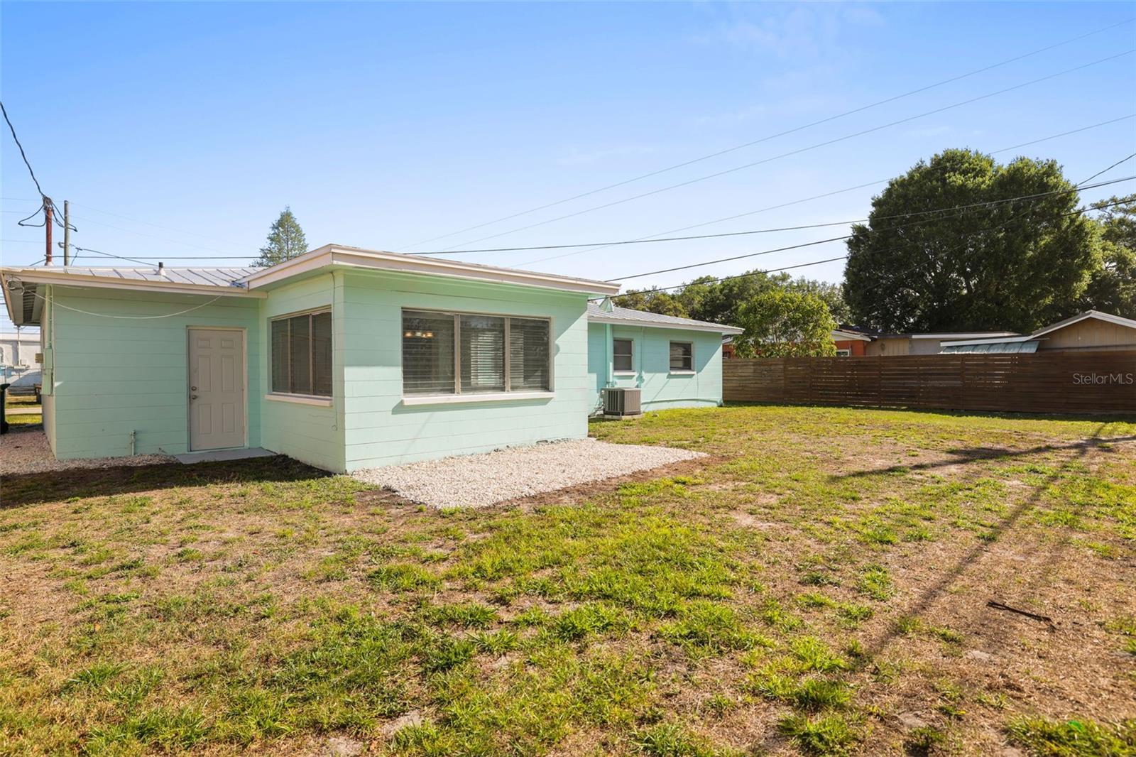 FLORAL GARDENS - Residential