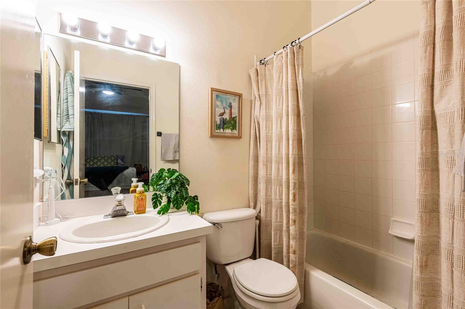 HUNTERS KEY TOWNHOMES - Residential