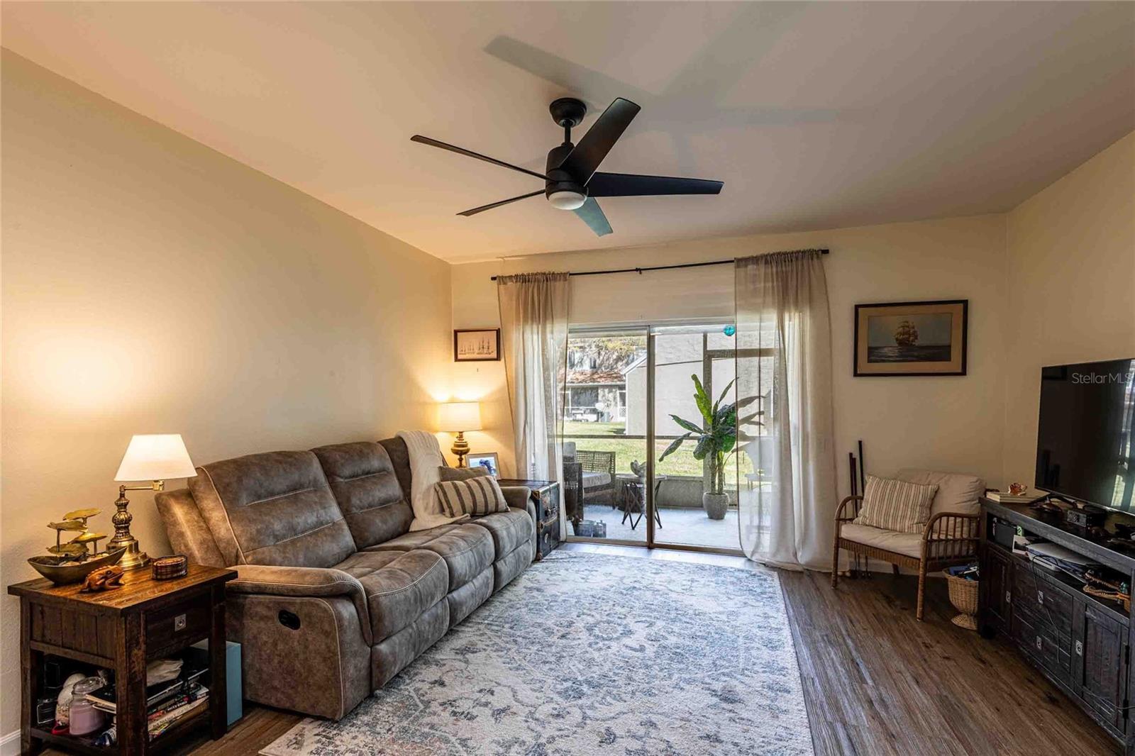 HUNTERS KEY TOWNHOMES - Residential