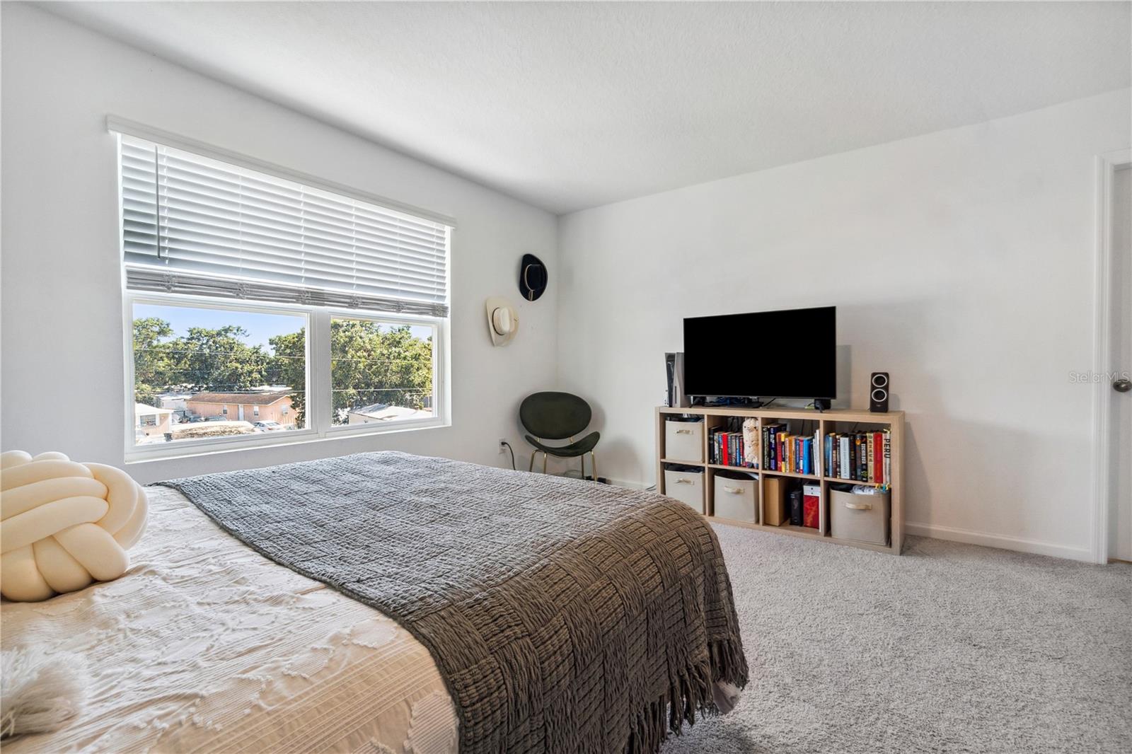 DUG CRK TWNHMS - Residential Lease