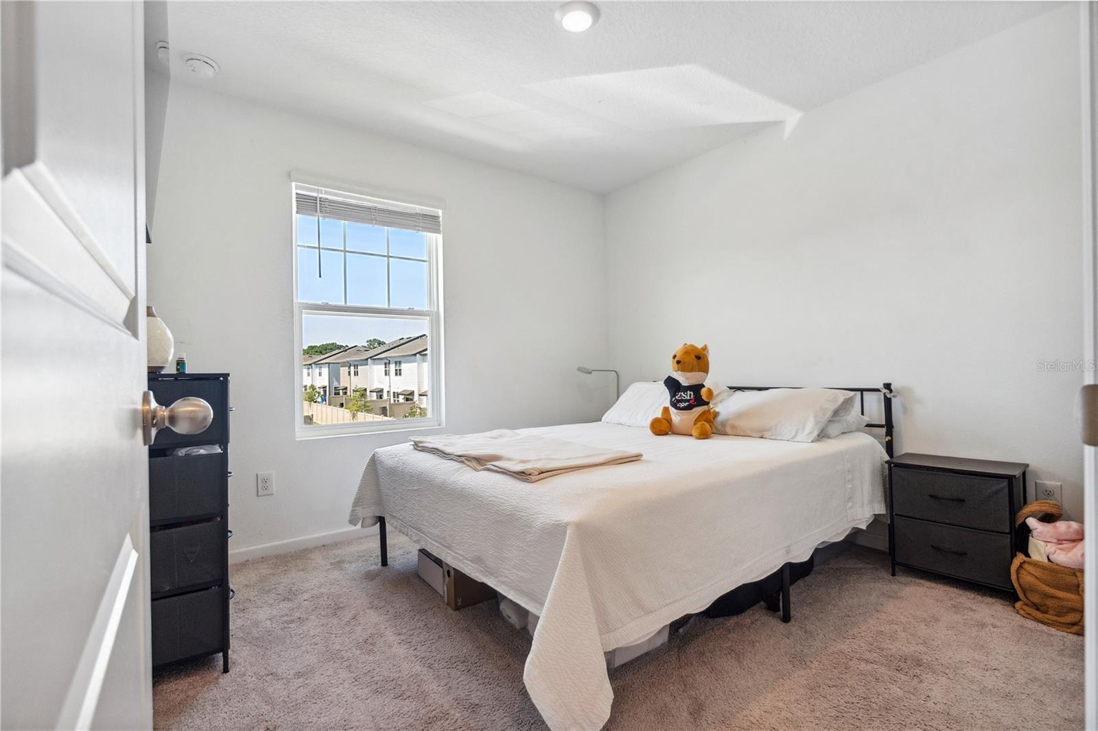 DUG CRK TWNHMS - Residential Lease