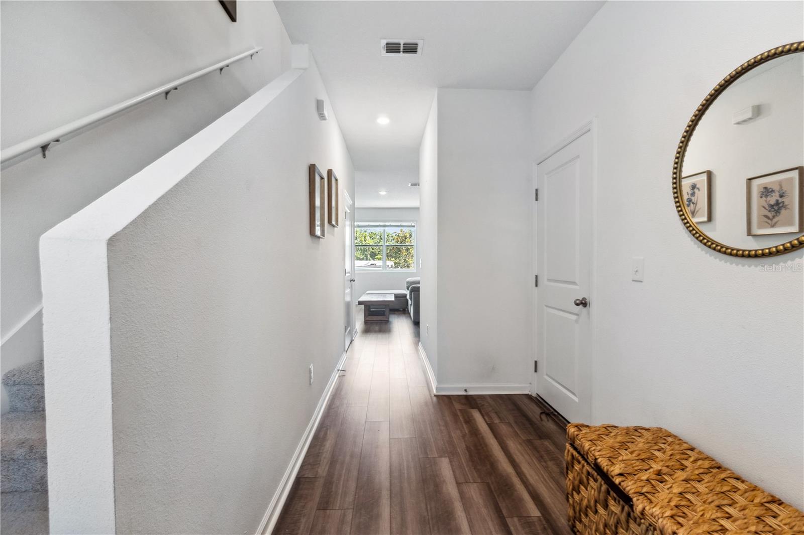 DUG CRK TWNHMS - Residential Lease