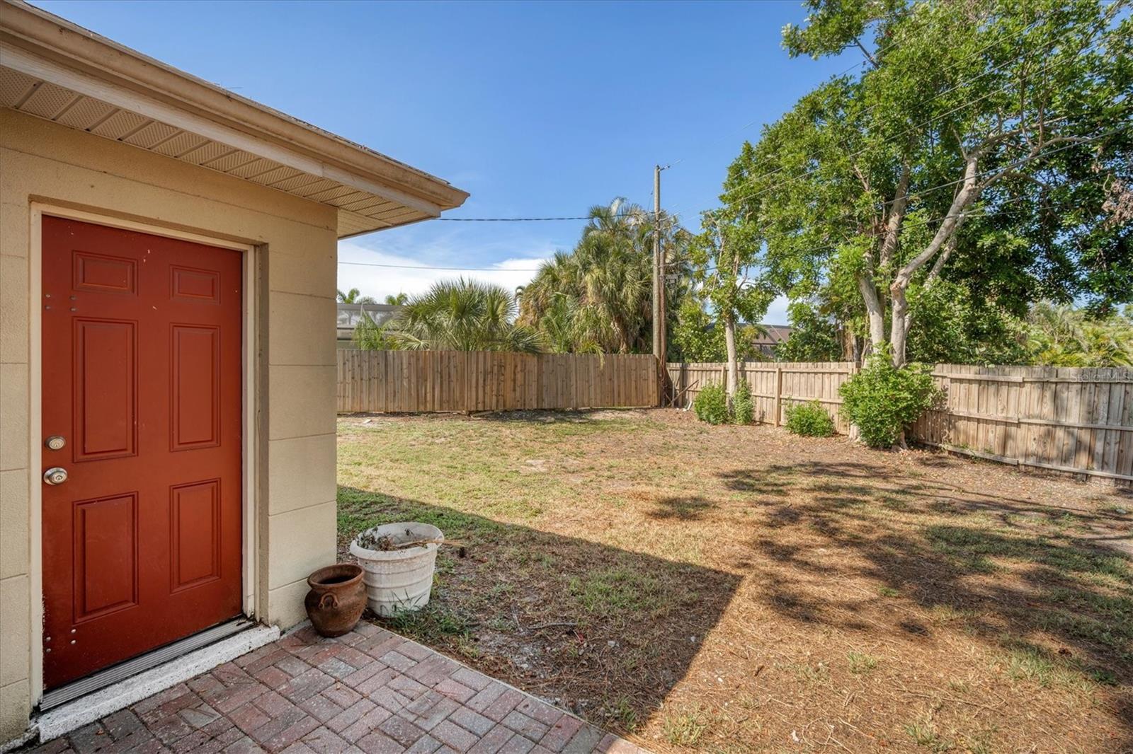 PHILLIPPI GARDENS 03 - Residential Lease