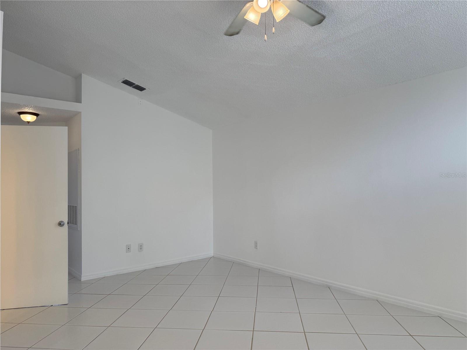 COVERED BRIDGE AT CURRY FORD WOODS ASSOC - Residential