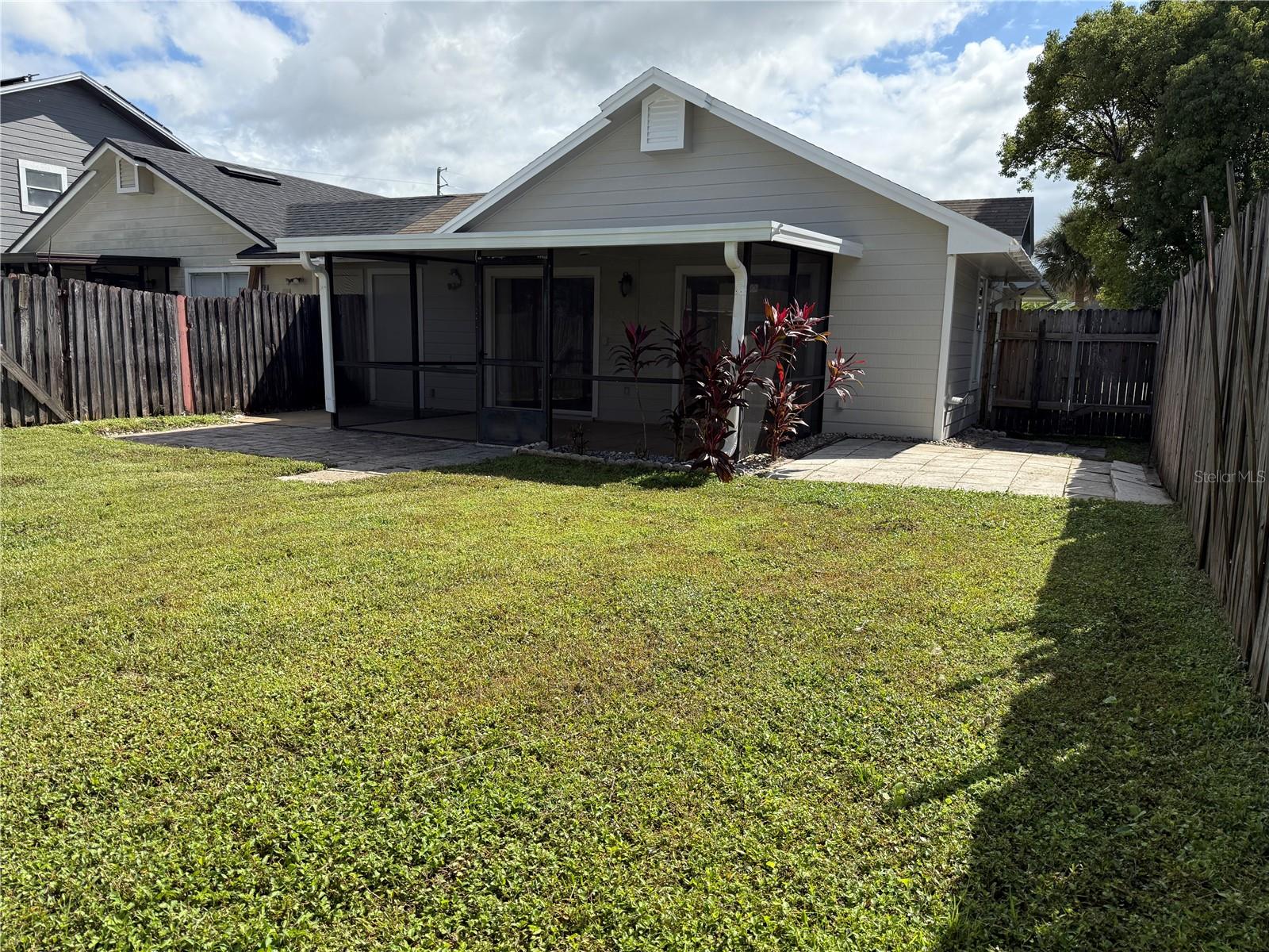COVERED BRIDGE AT CURRY FORD WOODS ASSOC - Residential