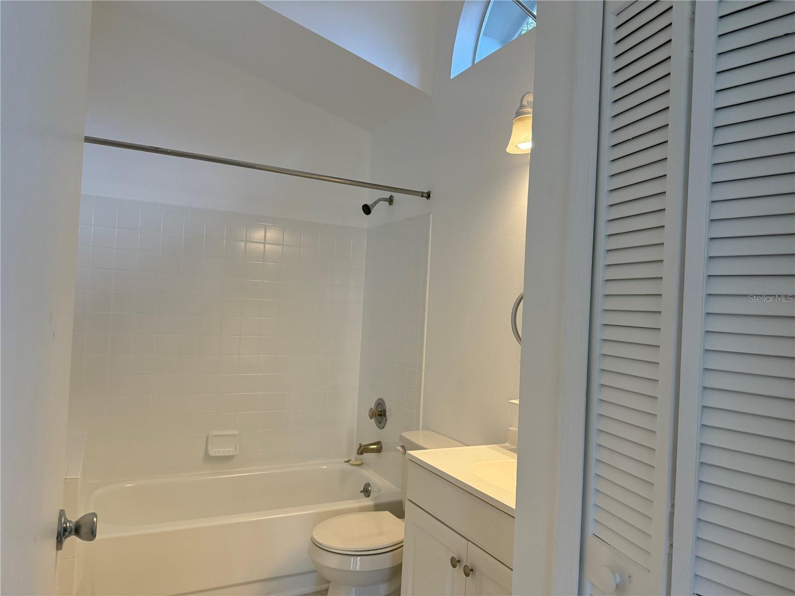 COVERED BRIDGE AT CURRY FORD WOODS ASSOC - Residential