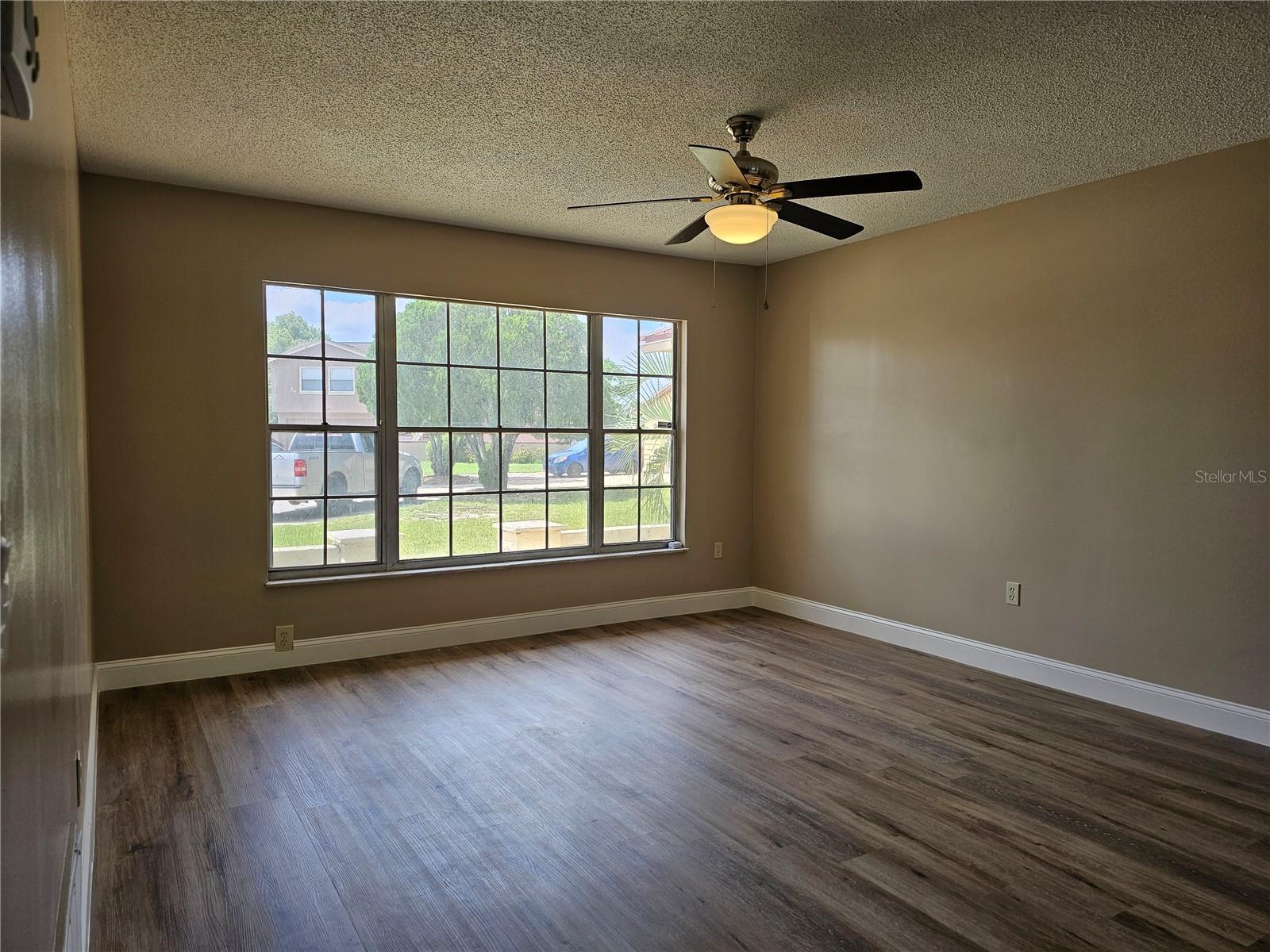 BEL AIRE WOODS ADD 07 - Residential Lease