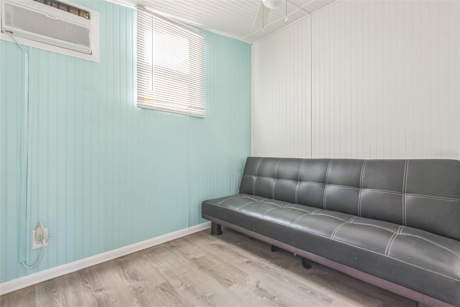 ALLANDALE - Residential