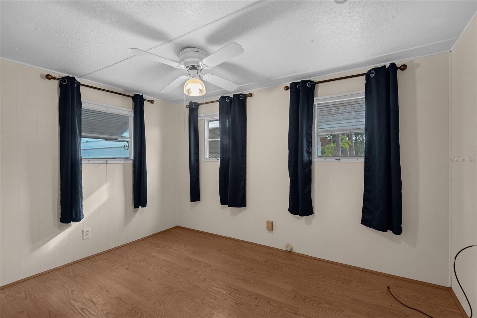 ALLANDALE - Residential