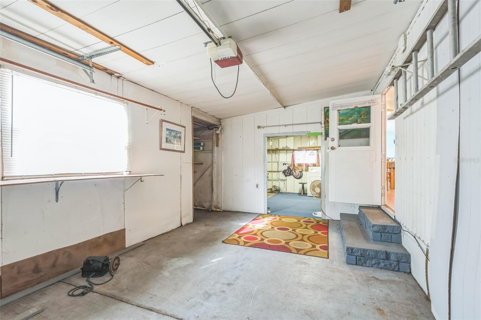 ALLANDALE - Residential