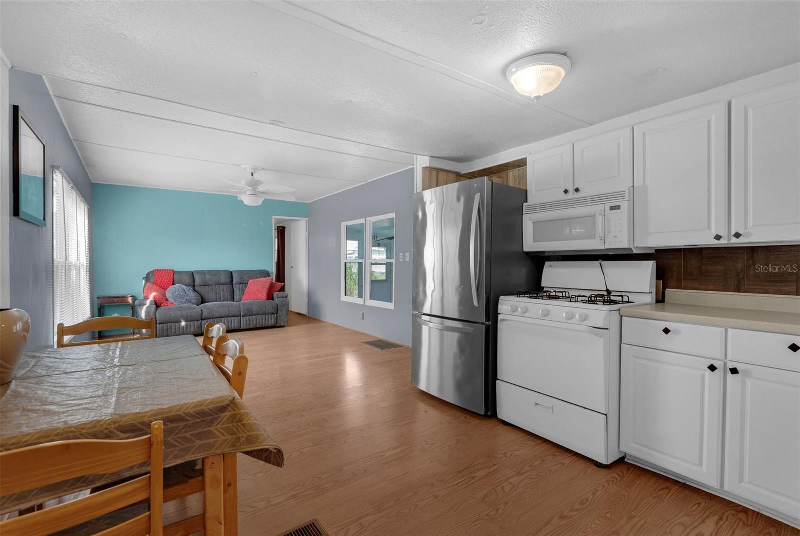 ALLANDALE - Residential